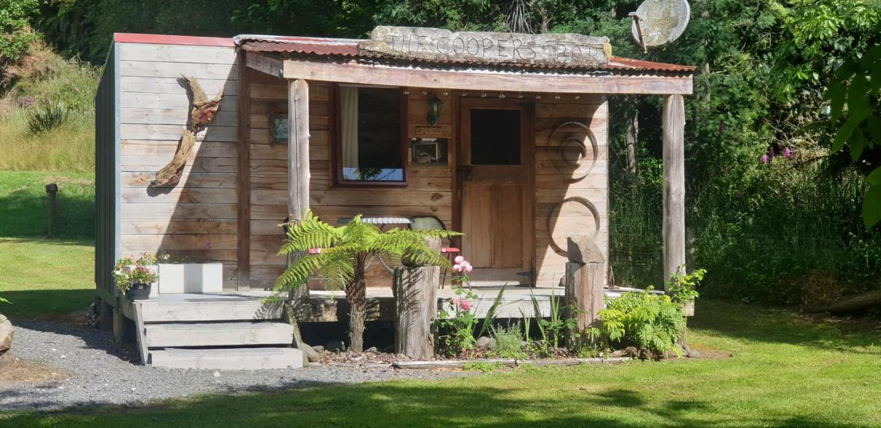 Blackfern Lodge Waimiha Exterior foto
